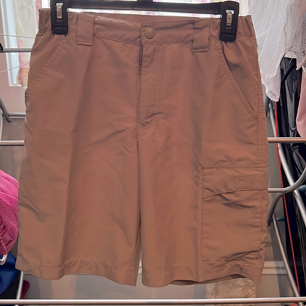 Girls and Stream shorts large
